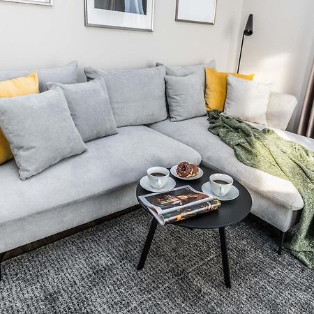 Rent Like Home - Slonimskiego 15 Вроцлав Екстериор снимка