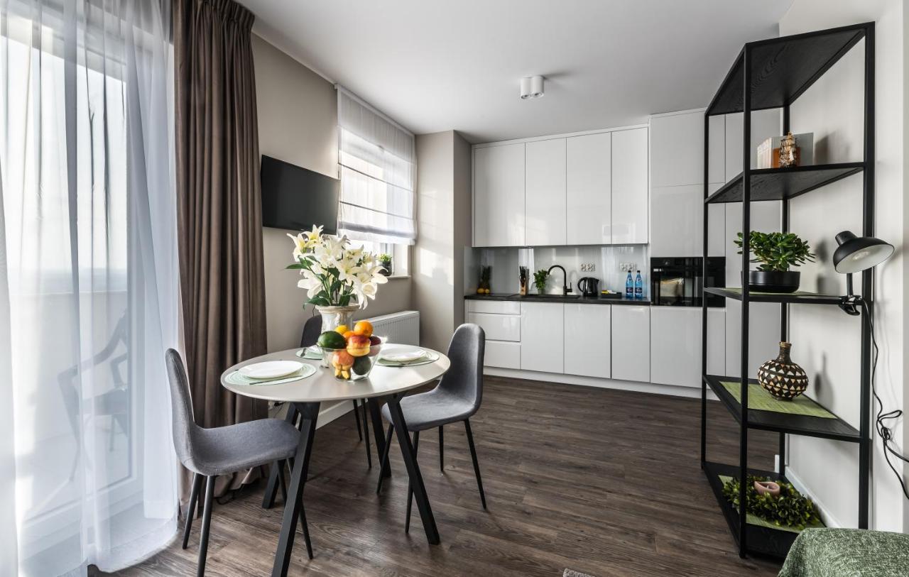 Rent Like Home - Slonimskiego 15 Вроцлав Екстериор снимка